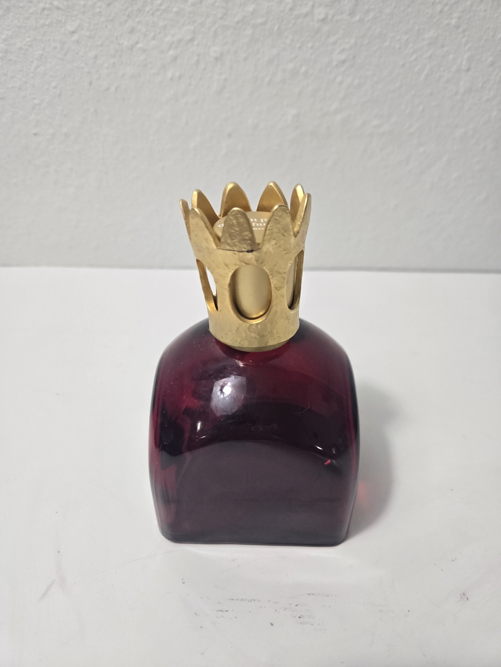 Fragrance Lamp Cranberry Glass Crown-Top Perfume Bottle